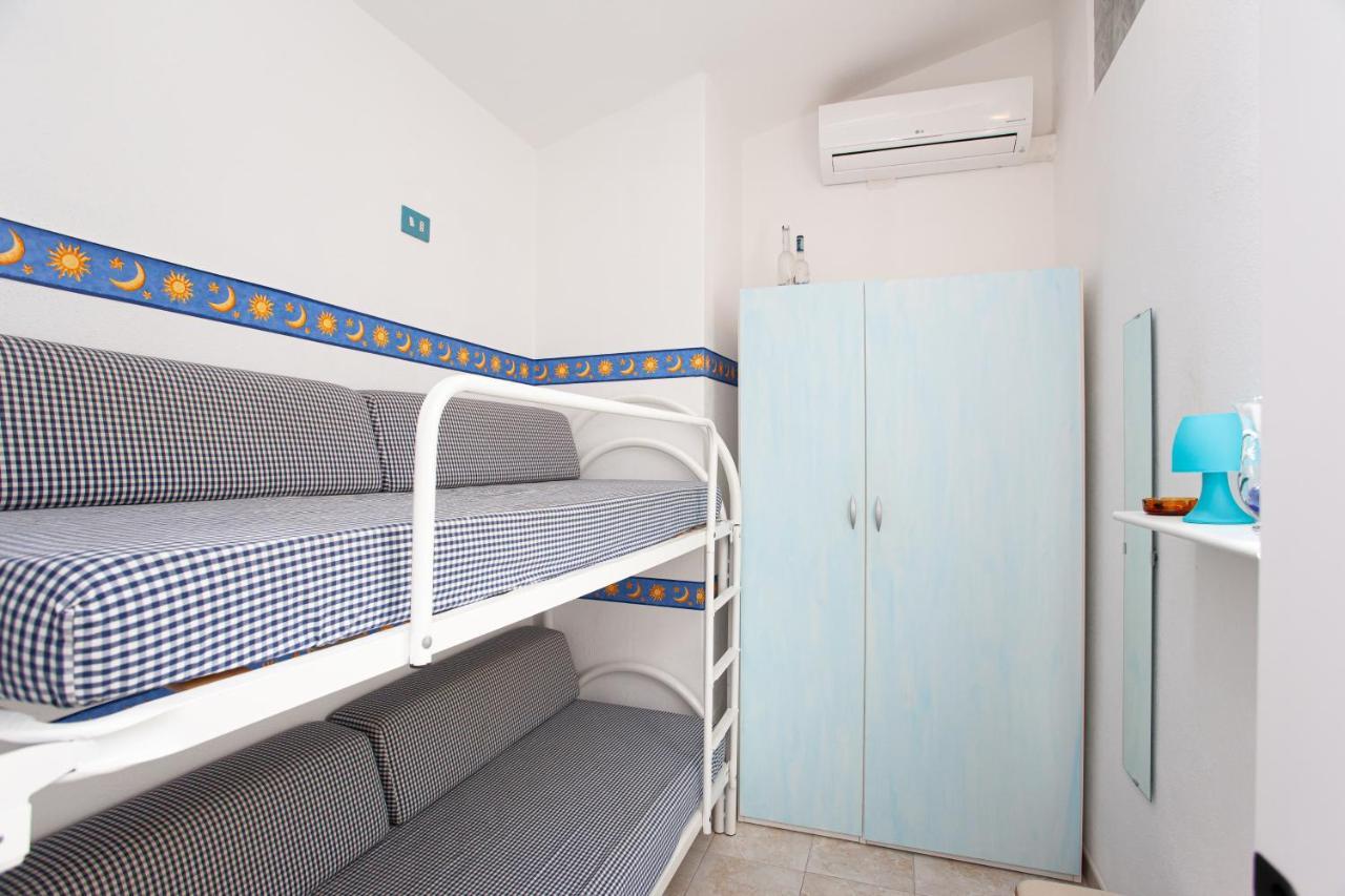 Porto Coda Cavallo Beach House A 300 Mt Dal Mare, Con Terrazza Panoramica サン・テオドーロ エクステリア 写真