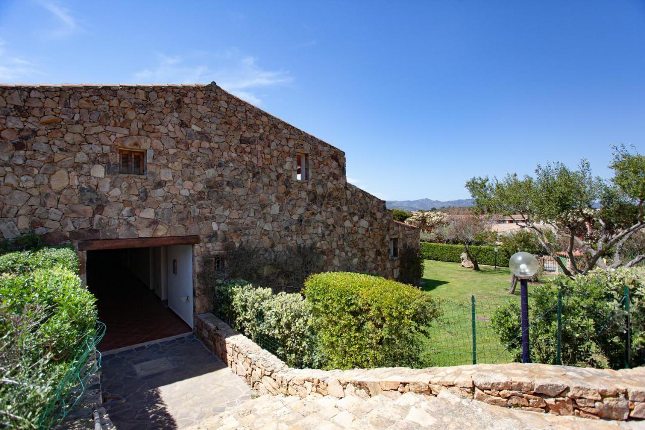 Porto Coda Cavallo Beach House A 300 Mt Dal Mare, Con Terrazza Panoramica サン・テオドーロ エクステリア 写真